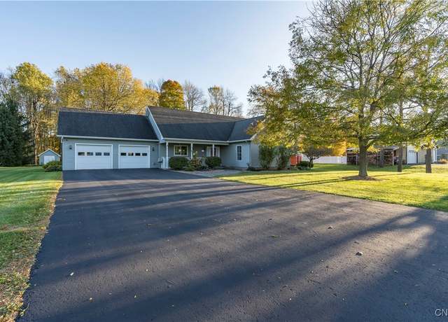 Property at 23200 Gardner Dr, Watertown, NY 13601, 3 beds, 2 baths
