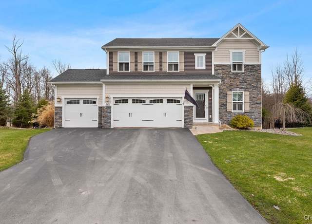 Property at 8490 Melo Cir, Clay, NY 13041, 4 beds, 2.5 baths