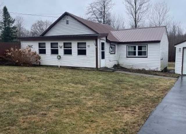 Property at 93 Lakeview Rd, Scriba, NY 13126, 1 bed, 1.5 baths