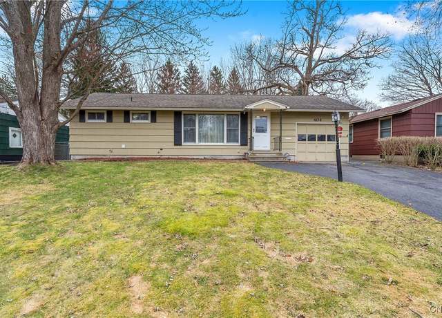 Property at 404 Wells Ave E, Cicero, NY 13212, 2 beds, 1.5 baths