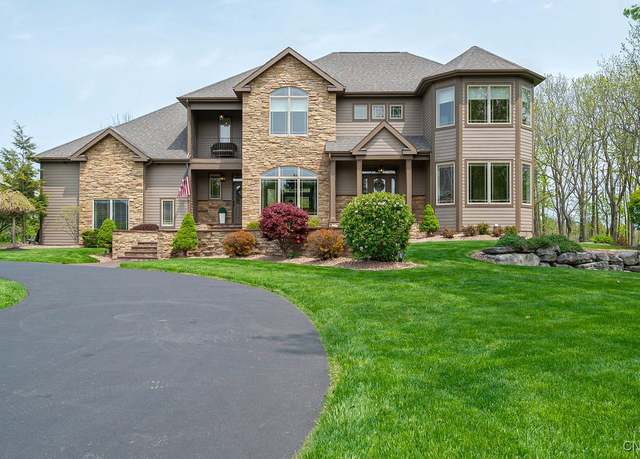 Property at 1004 Janol, Camillus, NY 13031, 5 beds, 4.5 baths