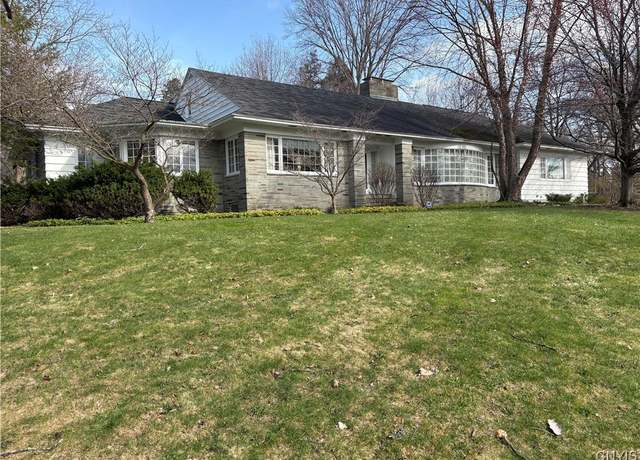 Property at 10 Marvelle Rd, Dewitt, NY 13066, 4 beds, 3.5 baths