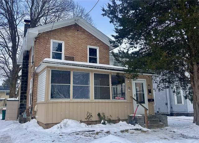 Property at 46 Downer St, Van Buren, NY 13027, 4 beds, 2 baths