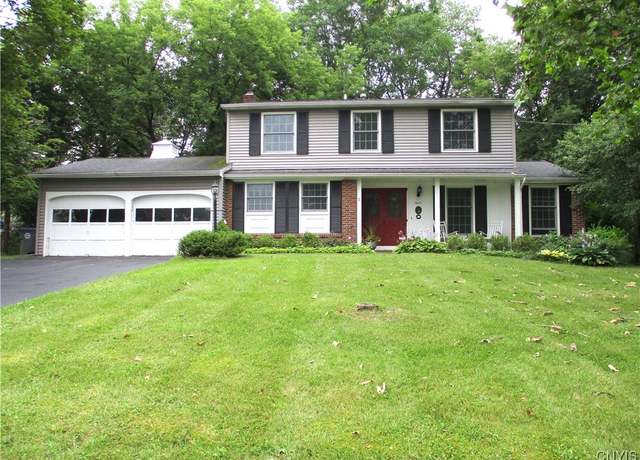 Property at 4612 Brookhill Dr S, Manlius, NY 13104, 4 beds, 2.5 baths
