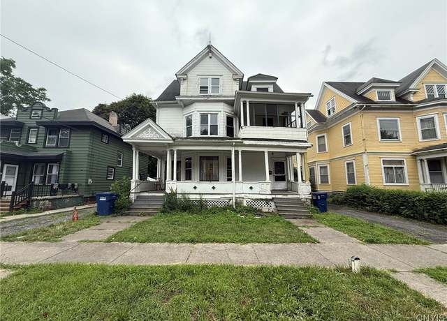 Property at 111 W Borden Ave, Syracuse, NY 13205, 5 beds, 2 baths