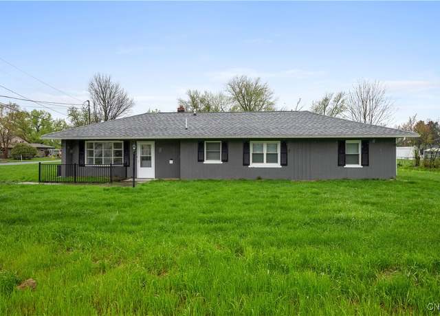 Property at 5904 Warren Dr, Cicero, NY 13039, 3 beds, 1 bath
