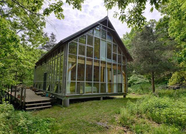 Property at 43555 School House Rd, Clayton, NY 13624, 4 beds, 3 baths