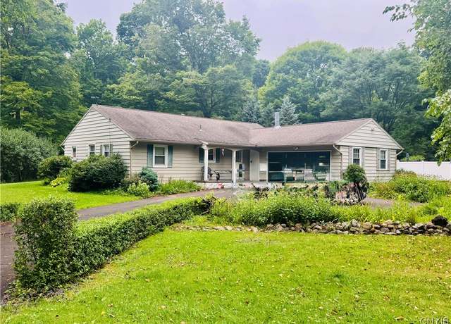 Property at 7913 Glenbrook Dr, Lysander, NY 13027, 3 beds, 2 baths