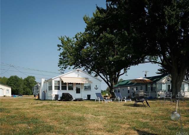 Property at 2202 Humphrey Ln, Cape Vincent, NY 13618, 2 beds, 1 bath