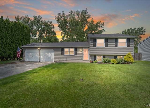 Property at 6015 Bethlehem Ln, Cicero, NY 13039, 3 beds, 1.5 baths