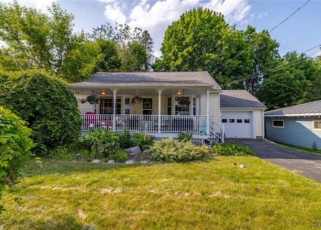 Property at 309 Wells Ave E, Cicero, NY 13212, 2 beds, 1 bath