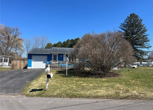 Property at 8258 Bunny Ln, Clay, NY 13090, 3 beds, 1 bath