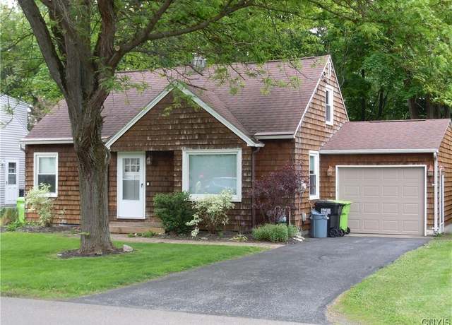 Property at 312 Cleveland Blvd, Manlius, NY 13066, 4 beds, 2 baths