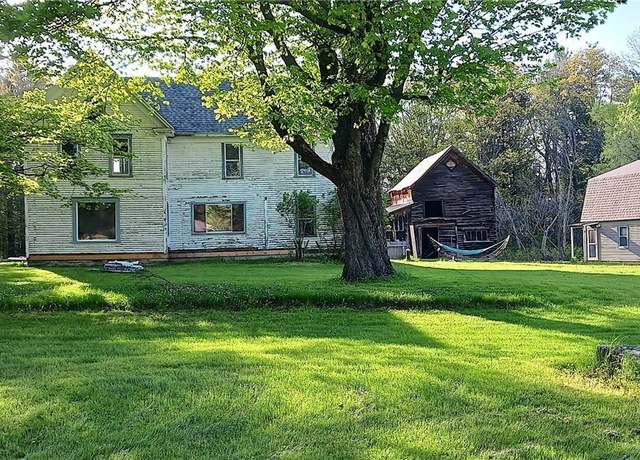 Property at 1389 Carver Falls Ln, Hampton, NY 12887, 3 beds, 1 bath