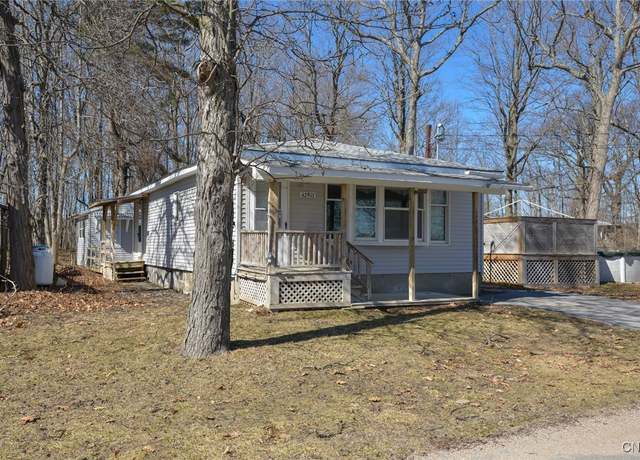Property at 42913 County Route 100, Orleans, NY 13640, 2 beds, 1 bath