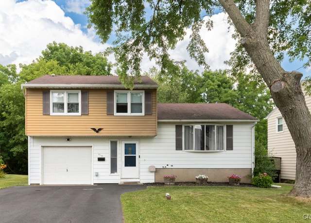 Property at 216 Deborah Dr, Salina, NY 13088, 3 beds, 1.5 baths