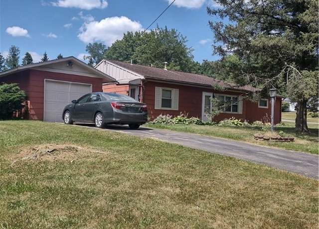 Property at 405 Briarcliff Ave, Utica, NY 13502, 3 beds, 1 bath