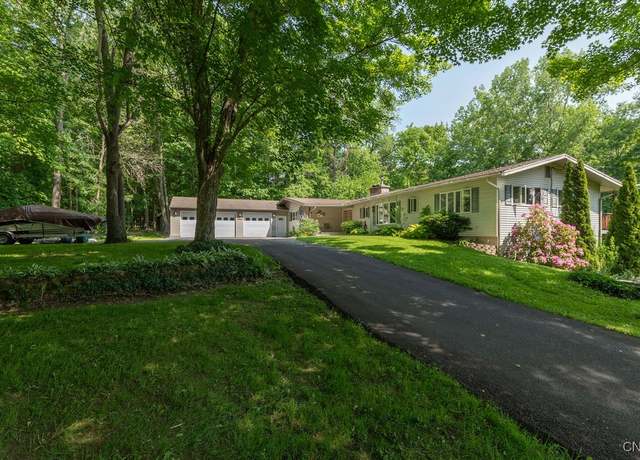 Property at 20 Hickory Grove Rd Spur, Minetto, NY 13069, 4 beds, 3 baths