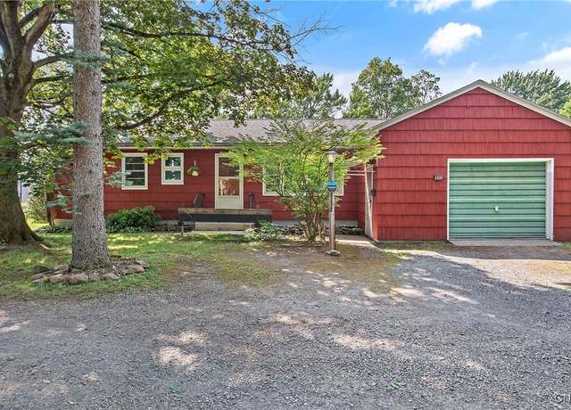 Property at 1231 Tulip St, Salina, NY 13090, 3 beds, 1.5 baths