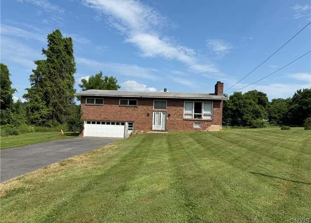 Property at 2359 Sands Rd, Camillus, NY 13031, 3 beds, 1.5 baths