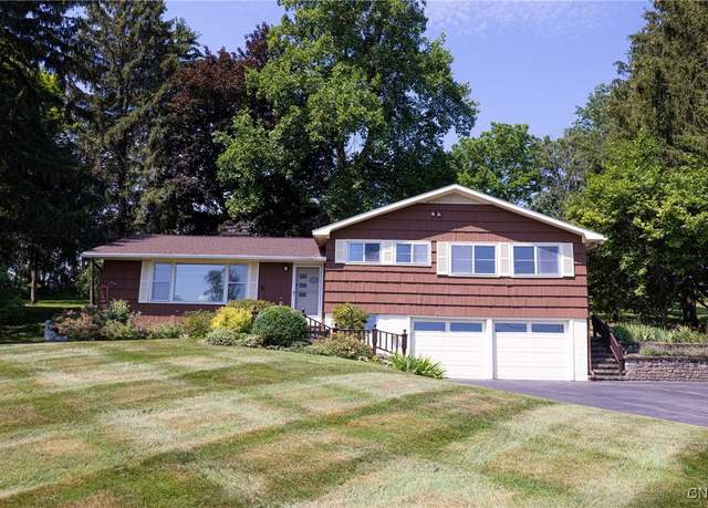 Property at 2117 W Lake Rd, Skaneateles, NY 13152, 3 beds, 1.5 baths