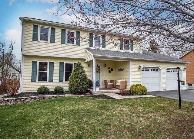 Property at 9268 Bendigo Dr, Lysander, NY 13027, 4 beds, 3.5 baths