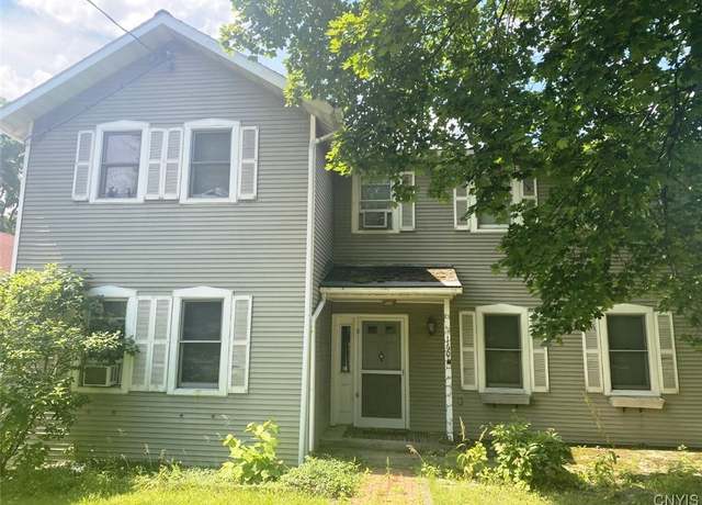 Property at 160 Washington St, Manlius, NY 13104, 4 beds, 4.5 baths