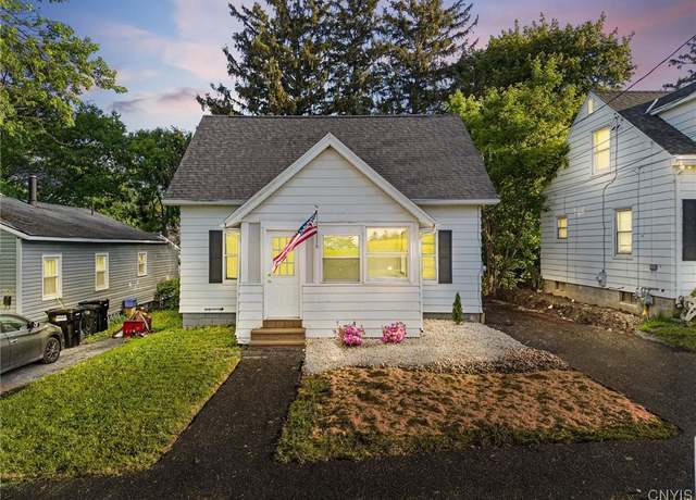 Property at 133 Avon Rd, Syracuse, NY 13206, 2 beds, 1 bath