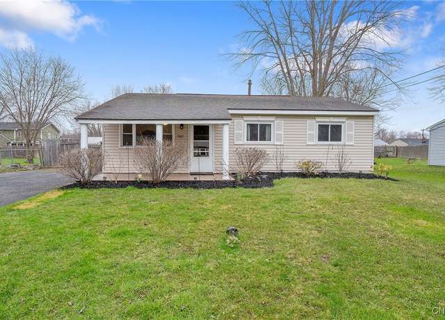 Property at 7867 Eisenhower Blvd, Cicero, NY 13030, 3 beds, 1 bath