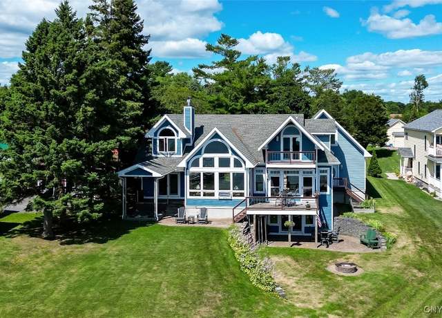 Property at 8272 Strauss Blvd, Cape Vincent, NY 13624, 3 beds, 3.5 baths