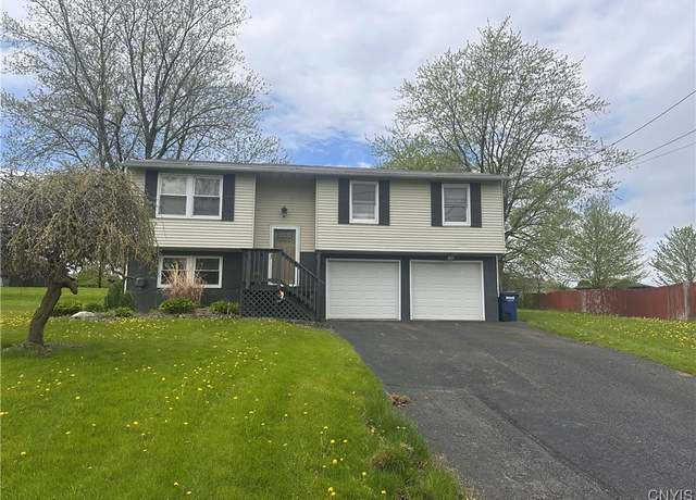 Property at 123 Farwood Dr, Van Buren, NY 13027, 3 beds, 2 baths