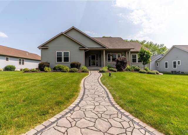 Property at 405 Newbridge St, Camillus, NY 13031, 3 beds, 2 baths