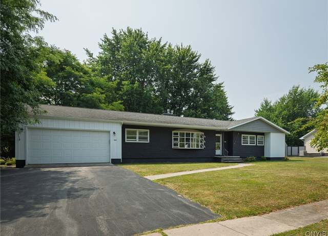 Property at 465 Bugbee Dr, Watertown City, NY 13601, 3 beds, 1.5 baths
