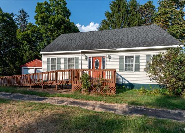 Property at 30 Jefferson St, Schroeppel, NY 13135, 4 beds, 3 baths