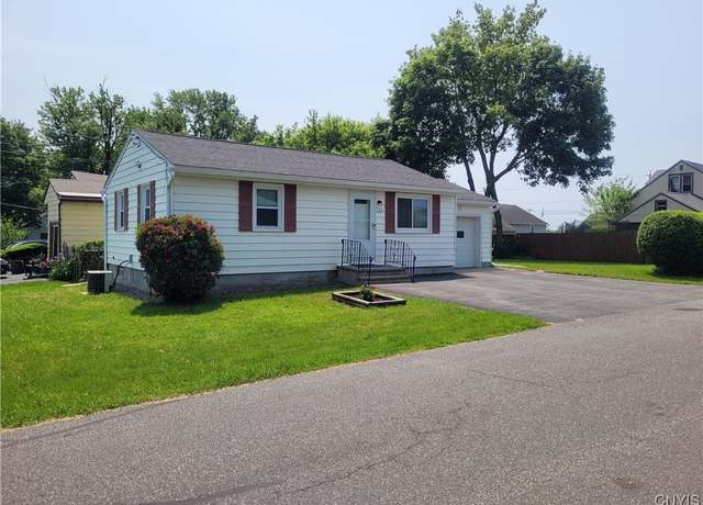 Property at 200 Toas Ave, Salina, NY 13211, 2 beds, 1 bath