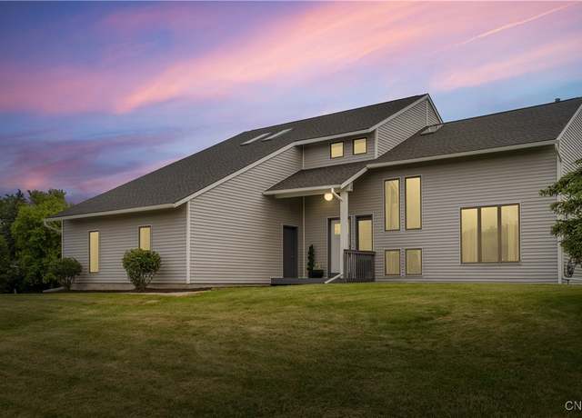 Property at 4925 Bentbrook Dr, Manlius, NY 13104, 4 beds, 2.5 baths