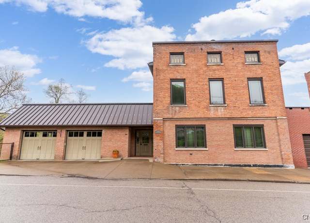Property at 8 Mohawk St, Little Falls City, NY 13365, 2 beds, 2.5 baths
