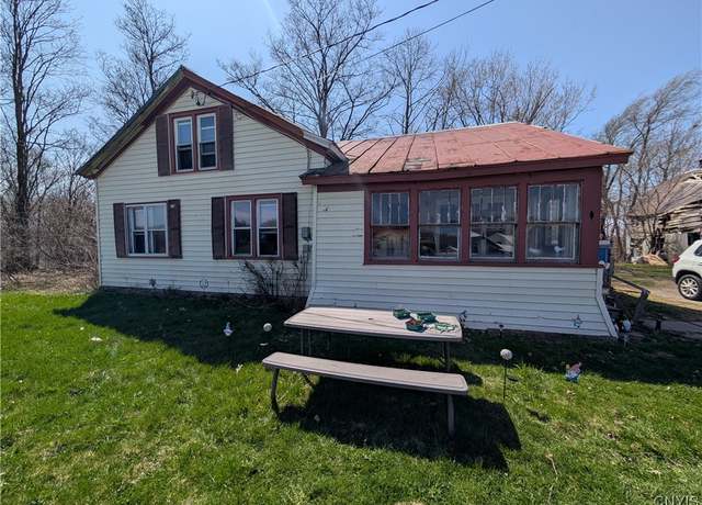 Property at 17572 County Route 189, Lorraine, NY 13605, 3 beds, 1 bath