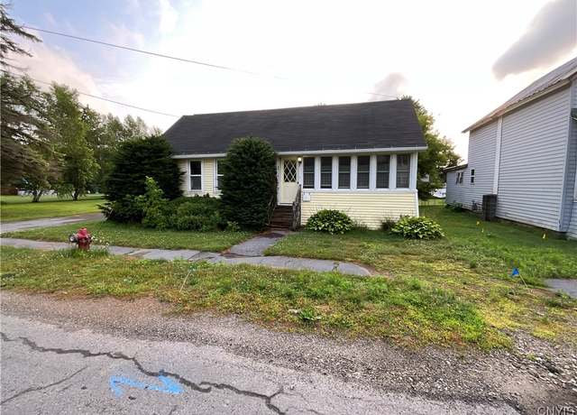 Property at 30 Wilson St, Gouverneur, NY 13642, 3 beds, 1 bath