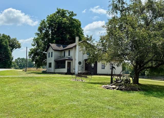 Property at 377 Chesbro Rd, Schroeppel, NY 13132, 3 beds, 2 baths