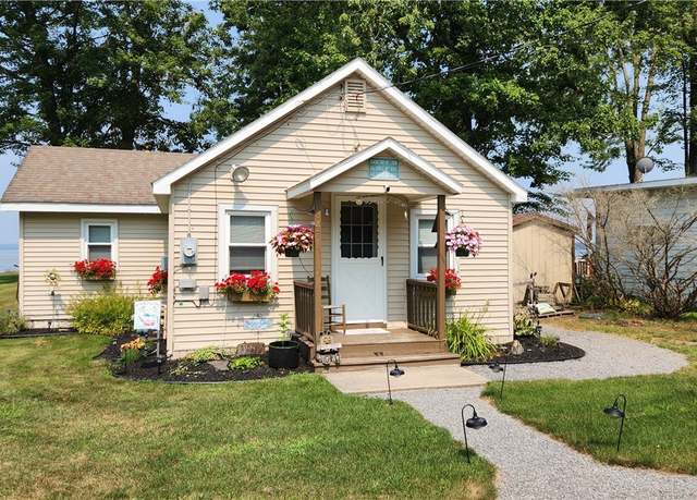 Property at 3471 Cleveland Pl, Lenox, NY 13032, 2 beds, 1 bath