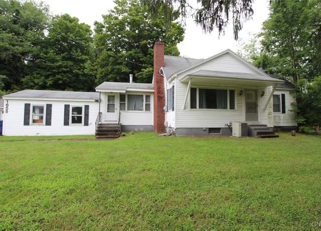 Property at 1655 State Route 49, Constantia, NY 13044, 4 beds, 1.5 baths