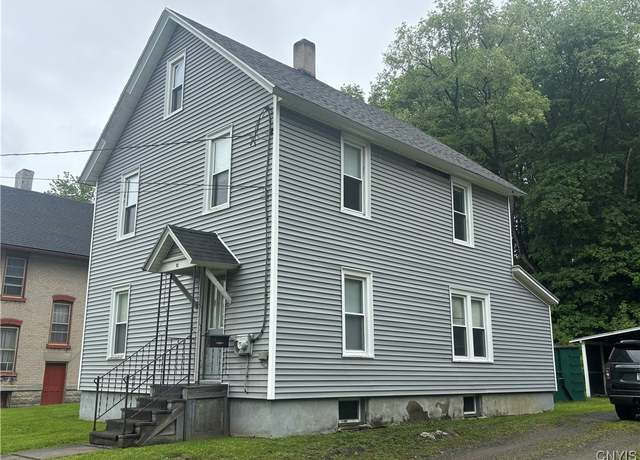 Property at 10 Otter Creek Pl, Cortland, NY 13045, 4 beds, 2 baths