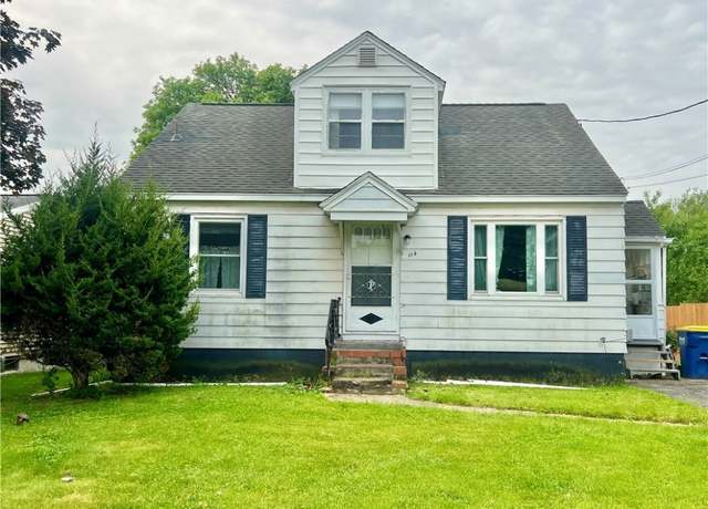 Property at 114 Myron Rd, Camillus, NY 13219, 4 beds, 1 bath
