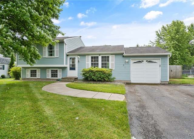 Property at 8272 Mantova Dr, Clay, NY 13041, 3 beds, 1 bath