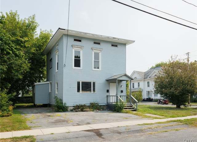 Property at 723 Franklin St, Watertown City, NY 13601, 6 beds, 3 baths
