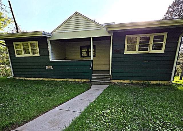 Property at 4625 Cleveland Rd, Onondaga, NY 13215, 3 beds, 1 bath