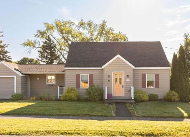 Property at 218 6th St, Salina, NY 13088, 3 beds, 2 baths