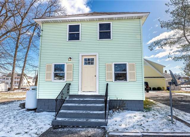 Property at 806 Clifford Ave, Vienna, NY 13157, 3 beds, 2 baths