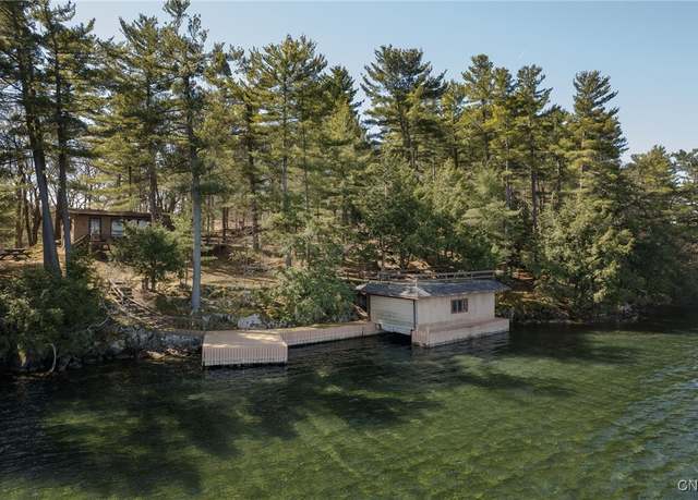 Property at 559 Indian Point Rd, Hammond, NY 13679, 3 beds, 1 bath